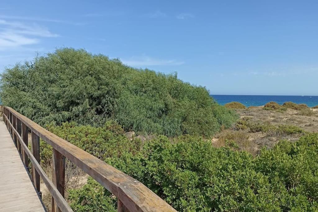 Bungalow En Primera Linea Del Mar 阿勒纳勒斯德尔索尔 外观 照片